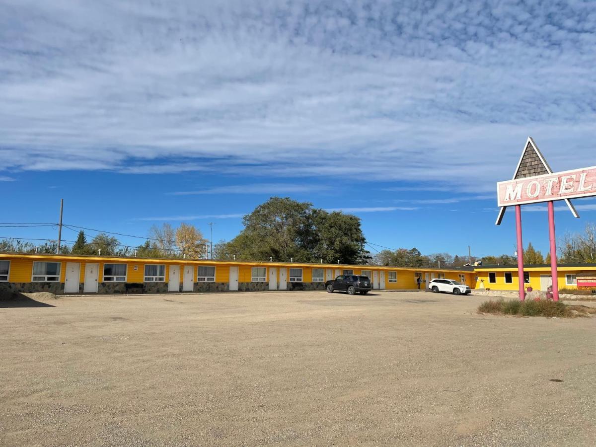 Dundurn Motel Buitenkant foto